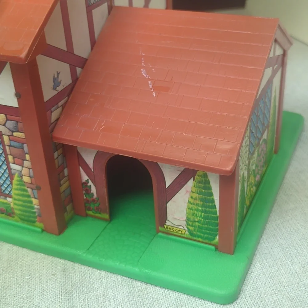 B) Fisher-Price Tudor House #952 brown & white, 2-story house complete w/Nursery